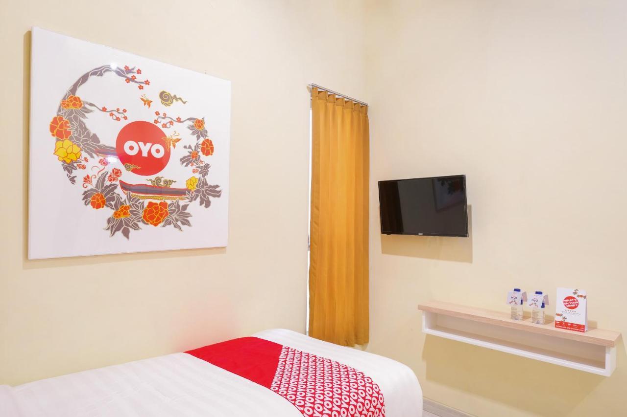 Super Oyo 90033 Dehome Family Melati Kültér fotó